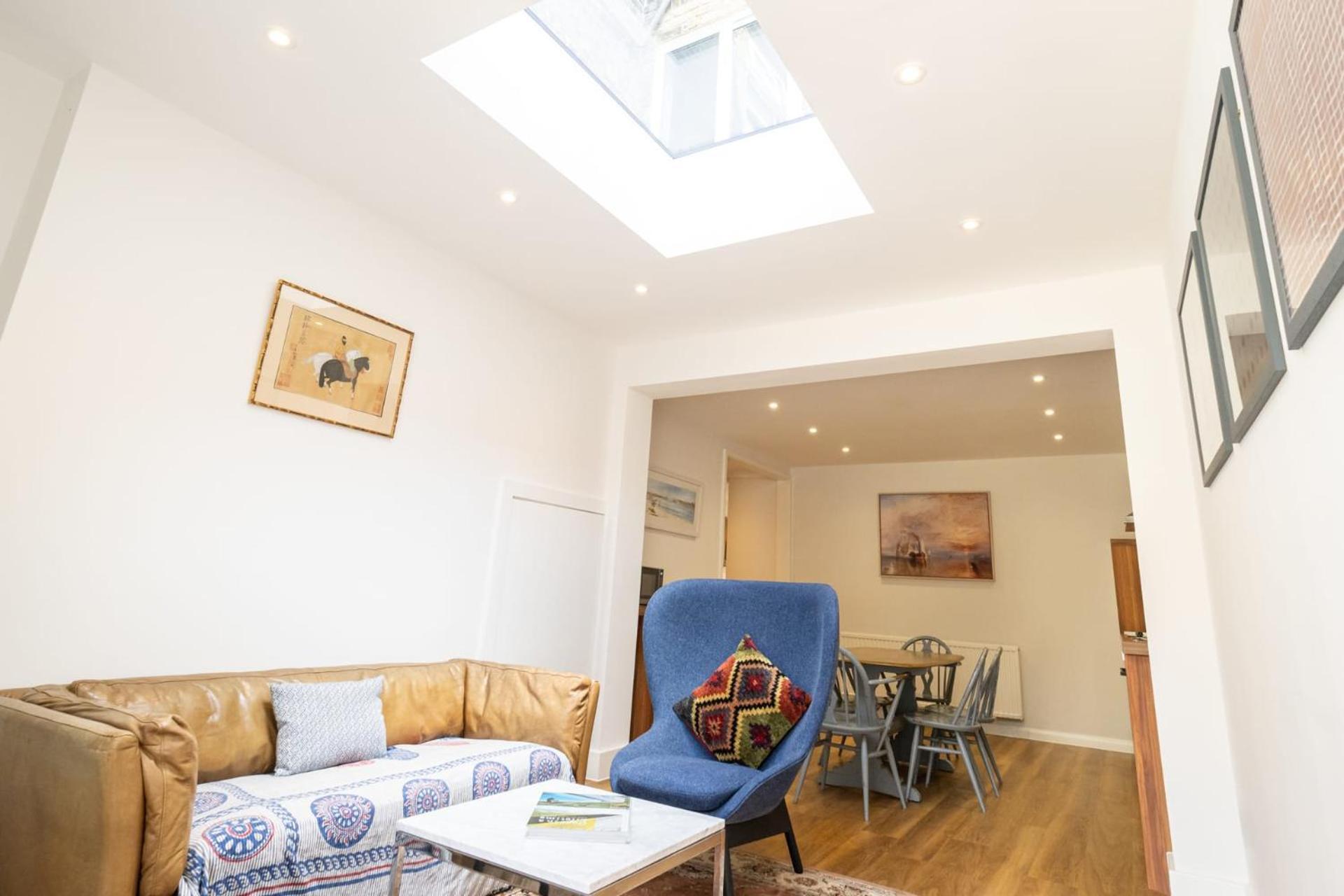 Host & - Apartment *